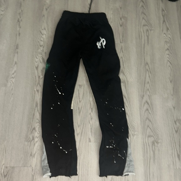 Gallery dept flared pants - Picture 2 of 3